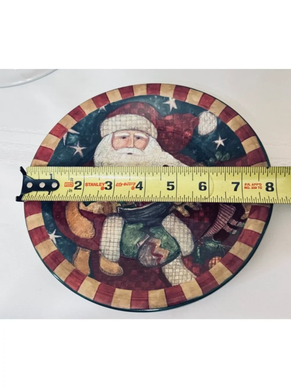 4 Father Christmas Salad Dessert Plates Susan Winget Certified International